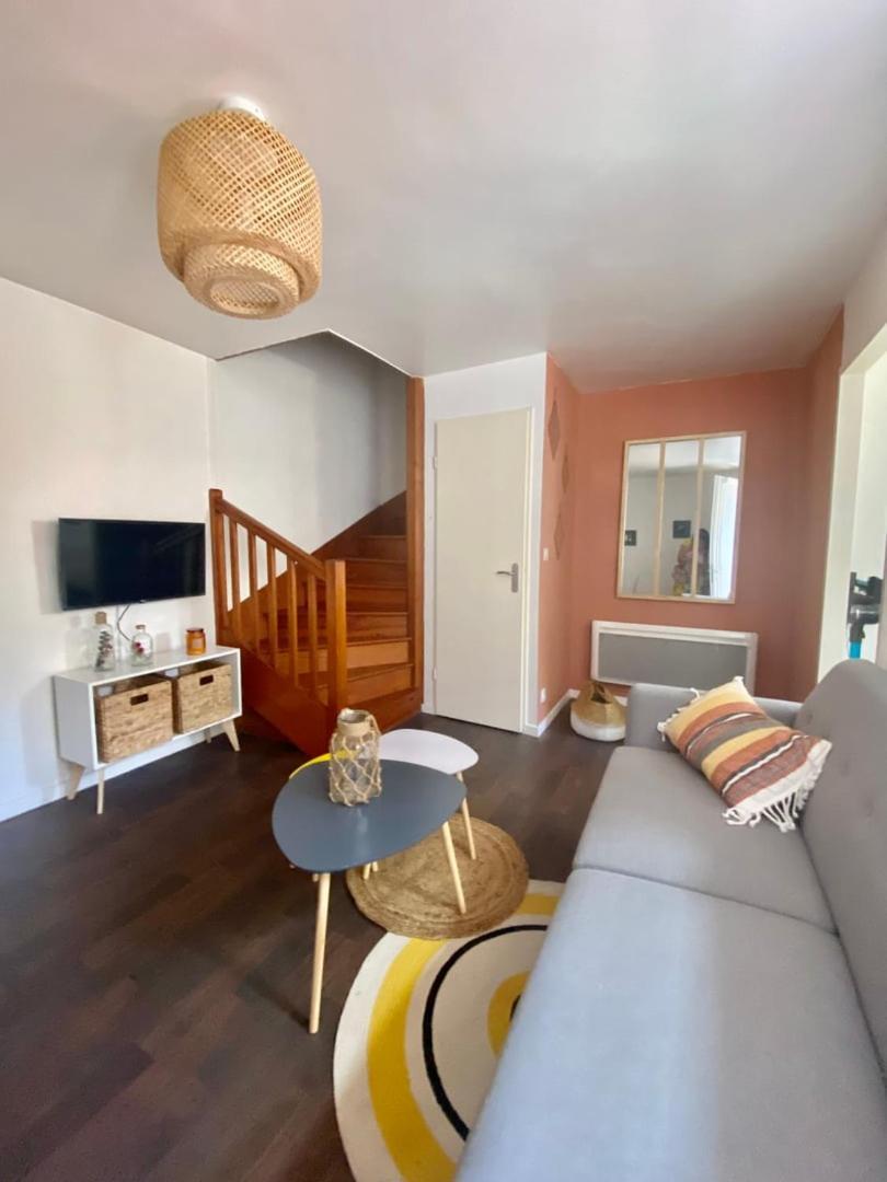 Appartamento Le Carnot: City Centre With Parking Space Poitiers Esterno foto