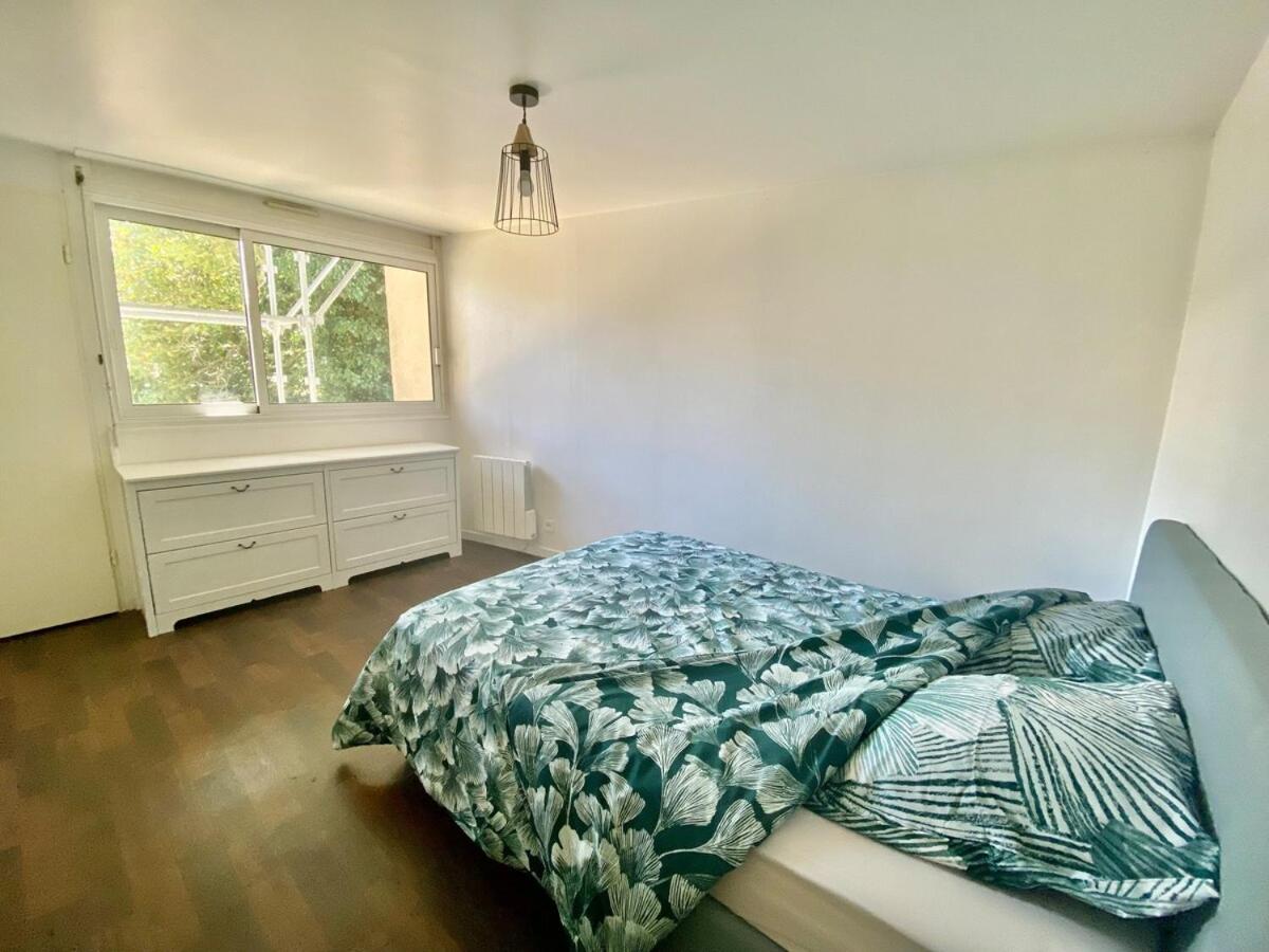 Appartamento Le Carnot: City Centre With Parking Space Poitiers Esterno foto